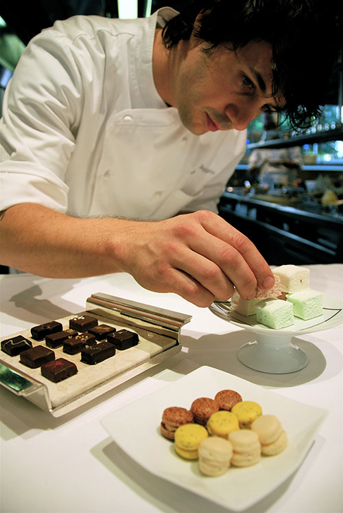 Pastry chef - Wikipedia